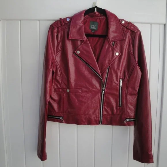 Wild Fable Womens Full Zipper Faux Leather Jacket Size Large Red Moto Cropped - Picture 2 of 4